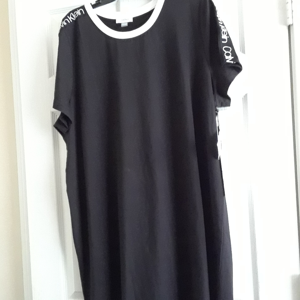 Calvin Klein T shirt dress